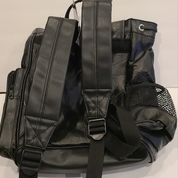 NWT Diamond plate Buffalo leather  backpack patches black color - Picture 12 of 13